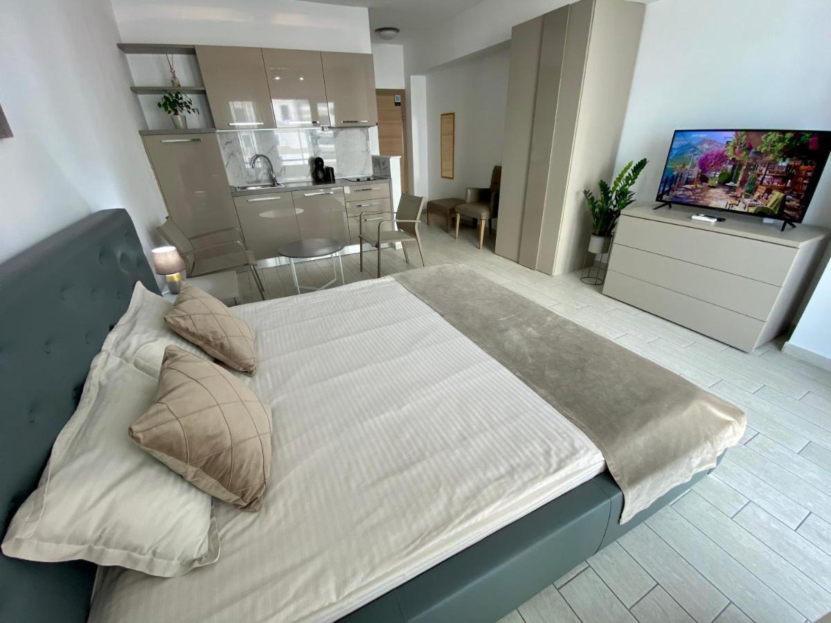 De Silva Studio Adia 4 Mamaia Buitenkant foto